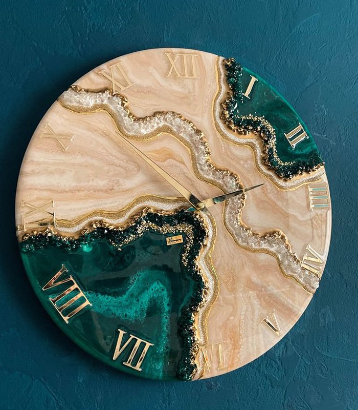 Resin Wall Clock