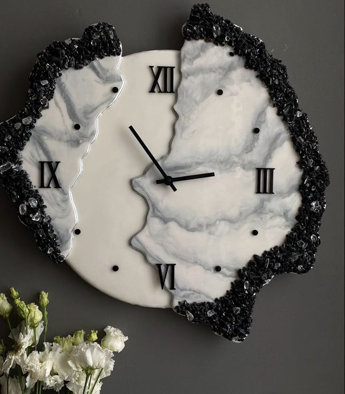 Resin Wall Clock