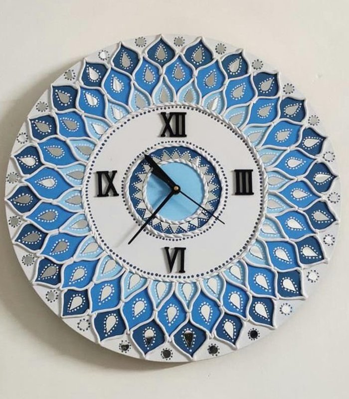 lippan art Wall Clock